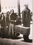 Immigrants entering Ellis Island